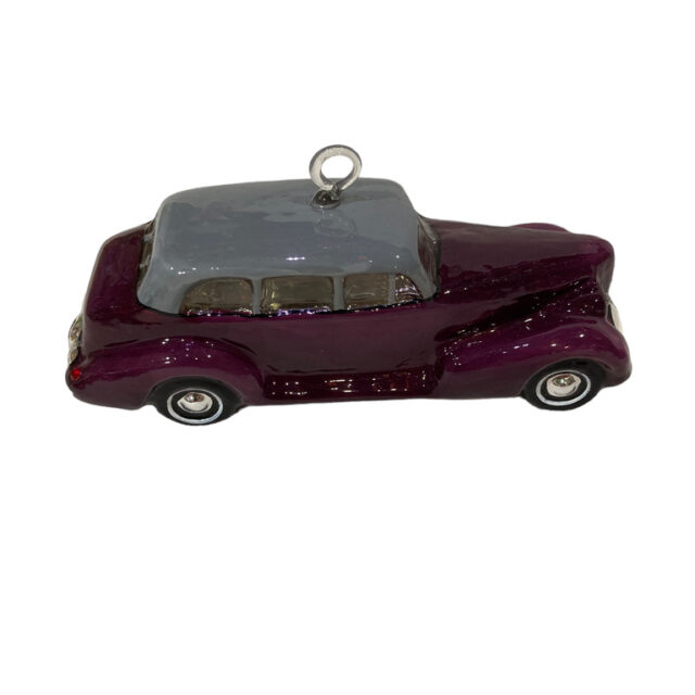 nostalgia, nostalgie, kerstmis, christmas, christmasdecoration, christmastime, kerstversiering, kerststijd, onoffakind, unika, glassornaments, glazenkerstversiering, xmas, xmastoys, car, claret limosine, transport