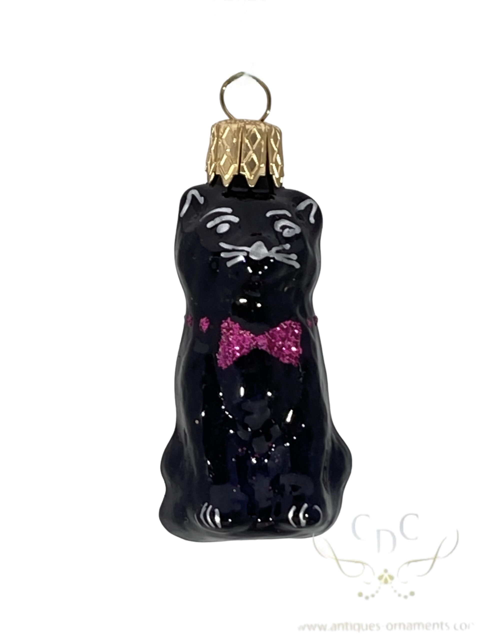 black cat, zwarte kat, pet, huisdier, honey, honing, animal, dier, winterfun, snowart, sneeuwpret, gardendecoration. family time , toys, speelgoed, christmas, kerst, santa claus, kerstman, , kerstboom, christmastree