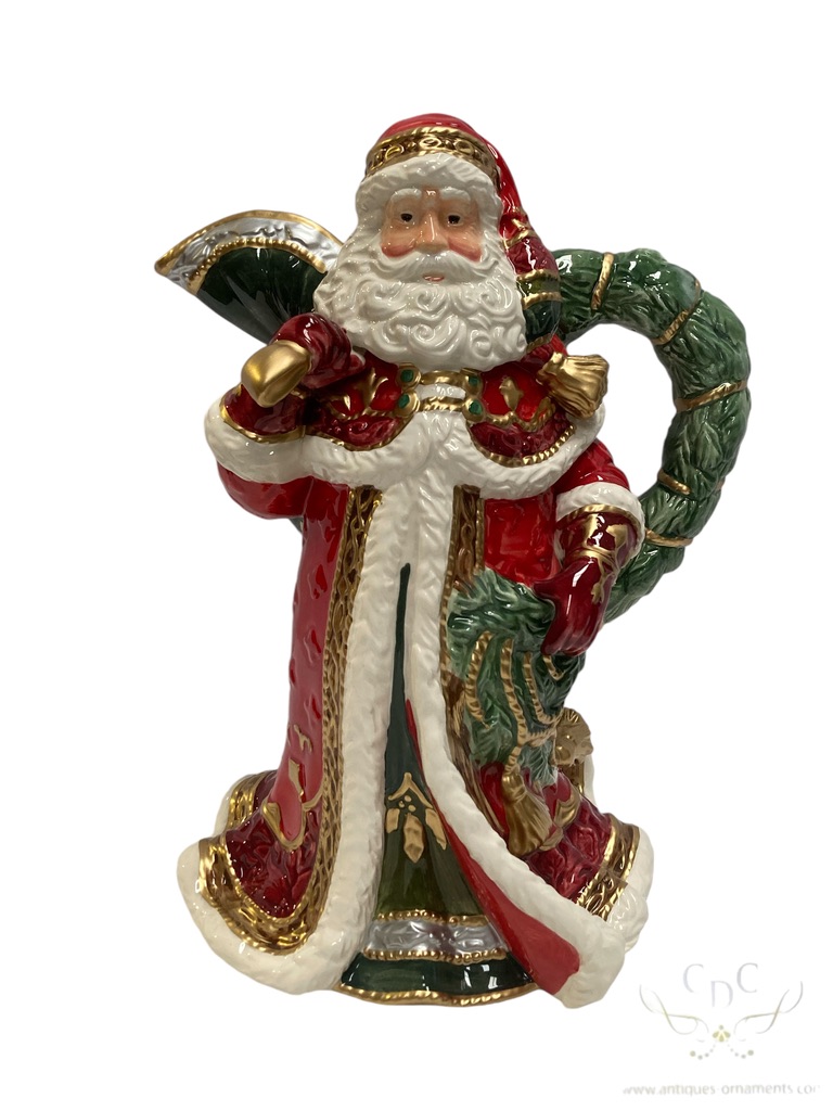 Santa jug, kerstman als kan, porcelain figurine, porseleinen beeld, santa, kerstman, christmas atmosphere, christmas decoration, kerst sfeer, kerstdecroatie, homed decor, holiday season