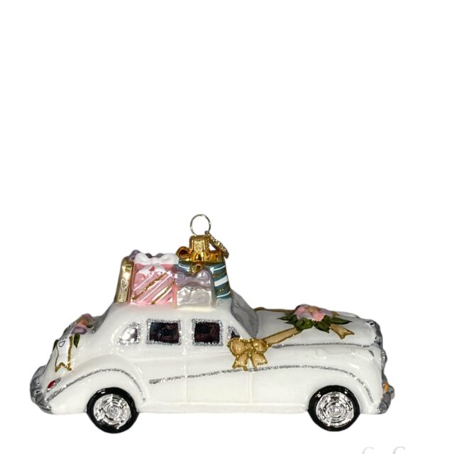 wedding car, trouw auto, engagement, verloving, huwelijk, trouw, wedding,wine bottle, wijnfles, dranken drinks, party time, celebration, , kerst, kerstdecoratie, christmas, christsmasdecoration, santa claus, kerstman, kerstboom , christmas tree, huras ornaments, glass ornaments,