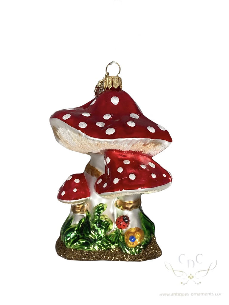 reflex nostalgie, vormen , shapes, christmas kerst, kerstversiering, christmas decoration, kerstman, santa claus,kerstboom, christmstree, huras oranments, glass ornaments, nostalgic chrsotmas, holiday season, mushroom, paddestoel, gnome, kabouter fairy land