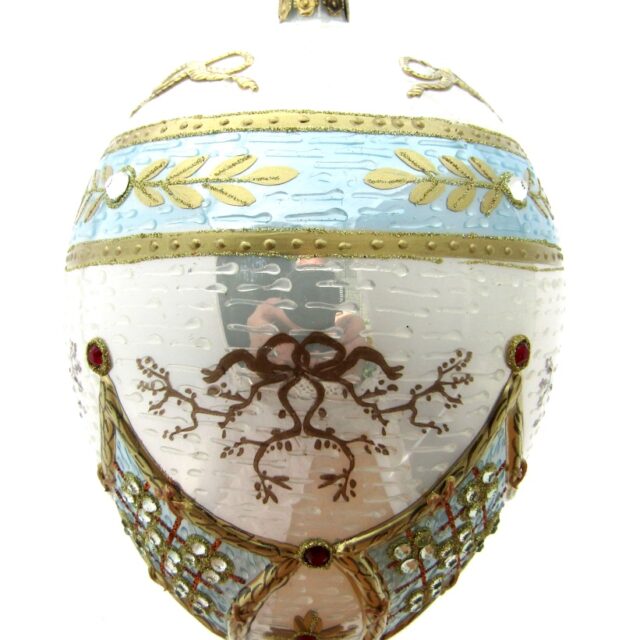 Fabrge style egg, Louis XVI, marie-Antoinette, christmas, kerst, christmasdecoration, kerstversiering, santa claus, kerstman, kerstboom, christmastree, glassornament, glazenkerstbal,